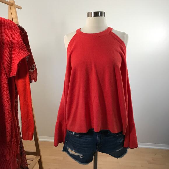 Knitted & Knotted from Anthro • Leandre Cold Shoulder Sweater - Picture 1 of 10